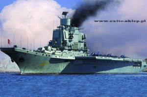 HOBBY BOSS 83416 - 1:700 Baku - Soviet Aircraft Carrier