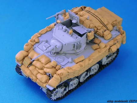 LF1214_3.jpg