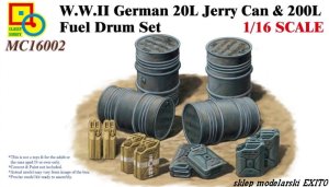 CLASSY HOBBY 16002 - 1:16 WWII German 20L Jerry Can & 200L Fuel Drum Set
