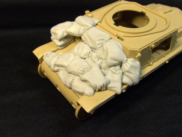 Przejdź do produktu PANZERART 35083 - 1:35 Sand Armor for Fiat 13/40