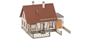 FALLER 130215 H0 - Dom z garażem