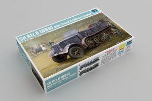 TRUMPETER 09538 - 1:35 Sd.Kfz.8 (DB9)Half-Track Artillery Tractor