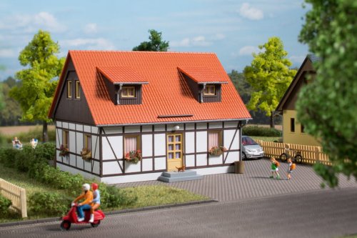 Przejdź do produktu AUHAGEN 11453 H0 - Dom jednorodzinny