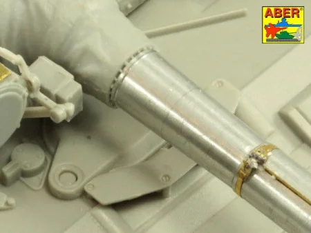35L146 (5).jpg