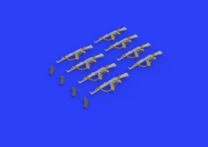 EDUARD 635010 - 1:35 AK 47 assault rifle
