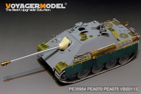 PE35954_06.jpg