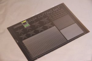 U-STAR UA80121 - Metalowa mata do cięcia masek 16x23 cm