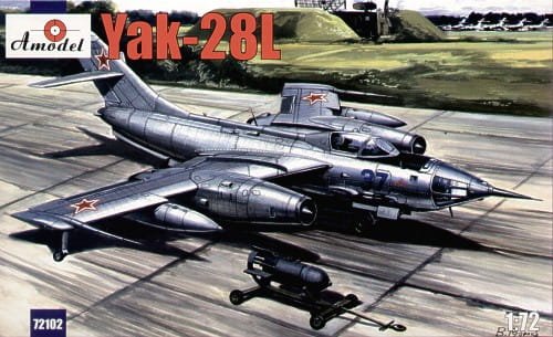 Przejdź do produktu AMODEL 72102 - 1:72 Yakovlev Yak-28L