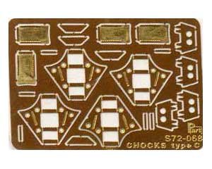 Przejdź do produktu PART S72068 - 1:72 Chocks type C modern aircraft