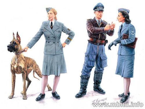 Przejdź do produktu MASTER BOX 3557 - 1:35 Women at war - Luftwaffe Helferinnen