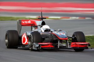REVELL 07096 - 1:24 Vodafone McLaren Mercedes MP4-25 L. Hamilton