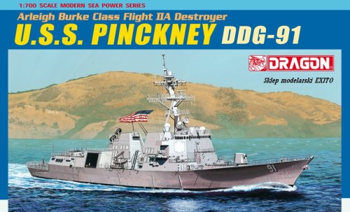 Przejdź do produktu DRAGON 7057 - 1:700 U.S.S. Pinckney DDG-91 - Arleigh Burke Class Flight IIa Destroyer