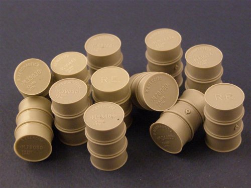 Przejdź do produktu PANZERART 35035 - 1:35 WW II Italian Fuel Drums (200L)