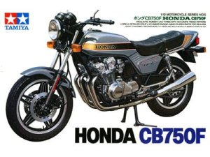TAMIYA 14006 - 1:12 Honda CB 750F