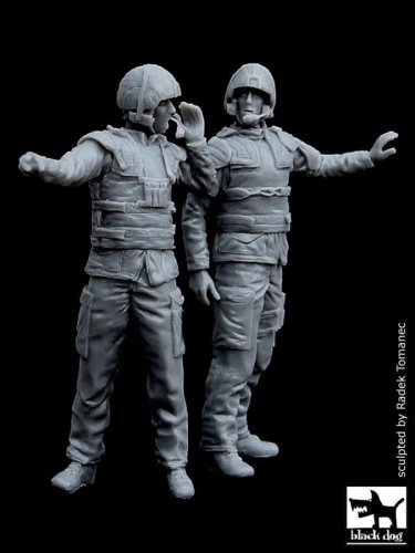 Przejdź do produktu BLACK DOG F35015 - 1:35 Canadian Army tank crew in Afganistan