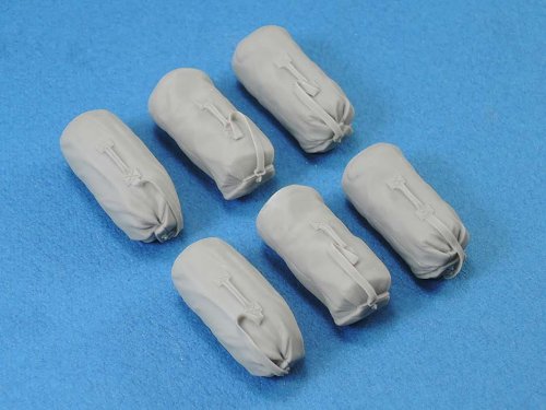 Przejdź do produktu LEGEND LF1357 - 1:35 US Duffle Bag set (WW2/10 pcs)