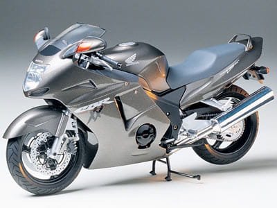 Przejdź do produktu TAMIYA 14070 - 1:12 Honda CBR 1100XX Super Blackbird