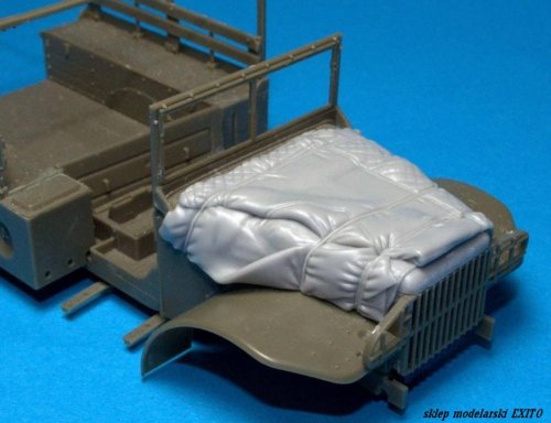 Przejdź do produktu PANZERART 35278 - 1:35 Dodge 3/4 engine deck with winter Canvas