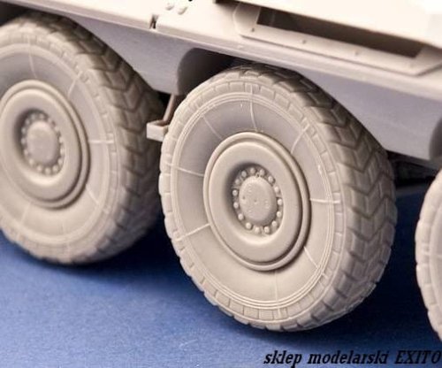 Przejdź do produktu PANZERART 35156 - 1:35 Road Wheels for Italian APC Centauro