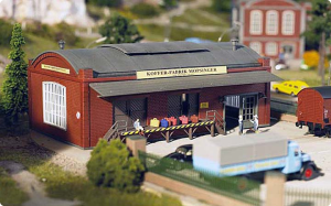 PIKO 61833 H0 - Fabryka