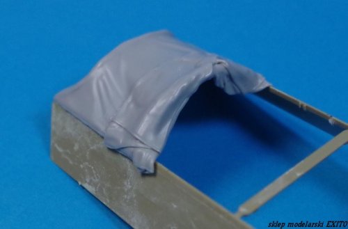 Przejdź do produktu PANZERART 35254 - 1:35 Rolls Canvas cover for Sd.Kfz 251 D