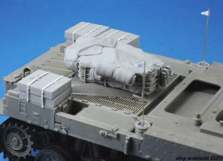 LF1321-4.jpg