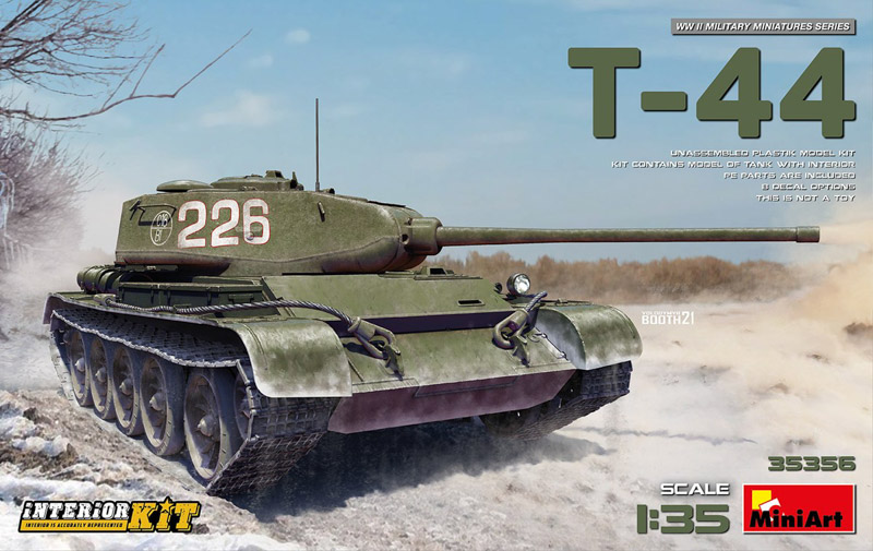 model z wnętrzem czołgu t-44
