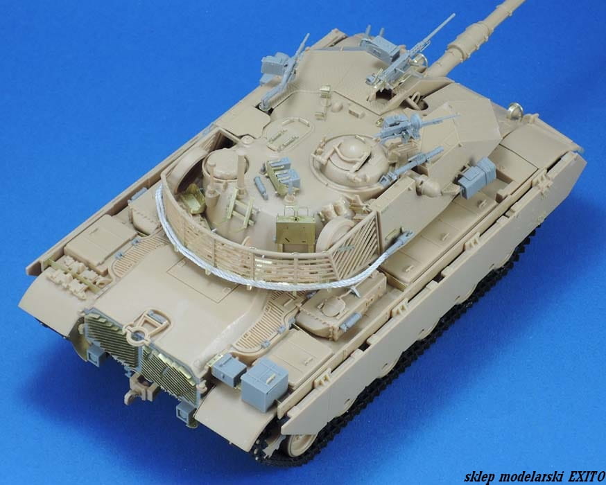 LF1324.jpg