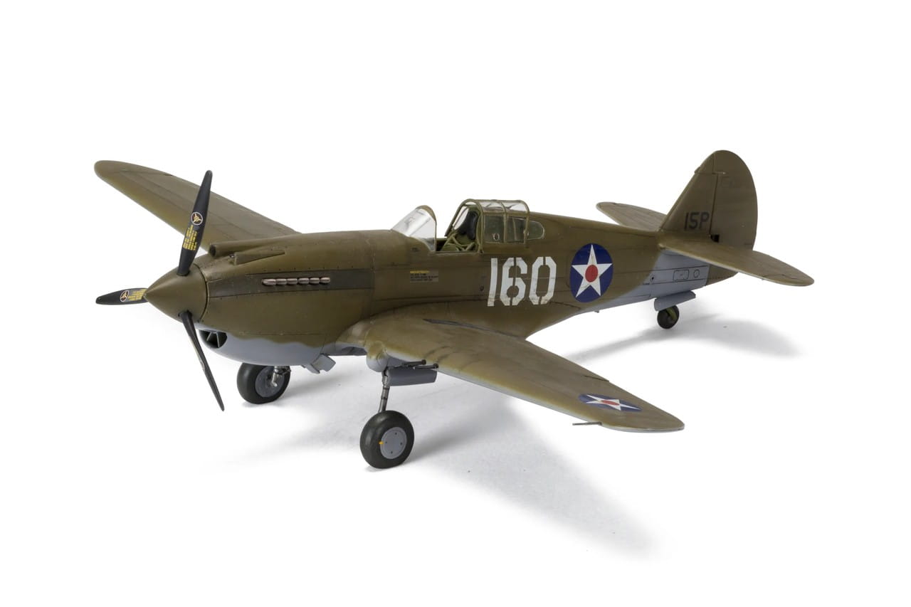 airfix-05130a-warhawk (2).jpg