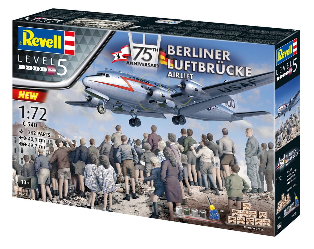 Revell-05652 (3).jpg