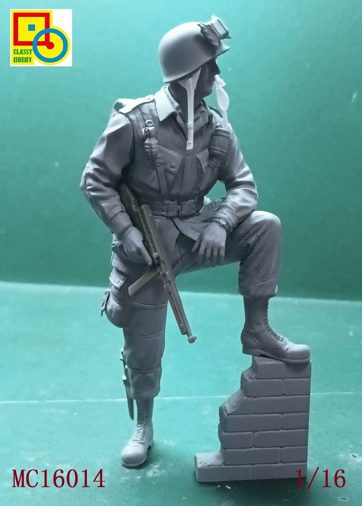 Classy-Hobby-16014-us-airborne-soldier (2).jpg
