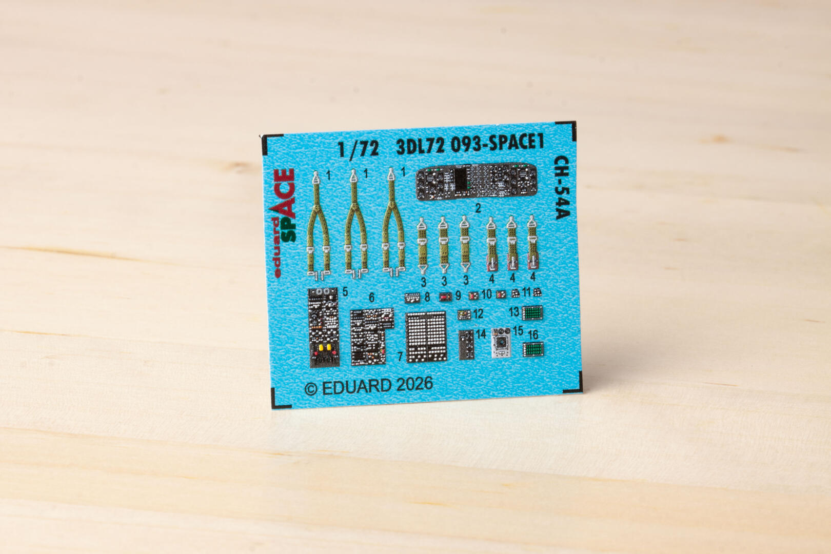 3dl72093_01.jpg