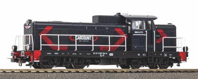 Model lokomotywy SM42 Cargounit oraz EN57-203